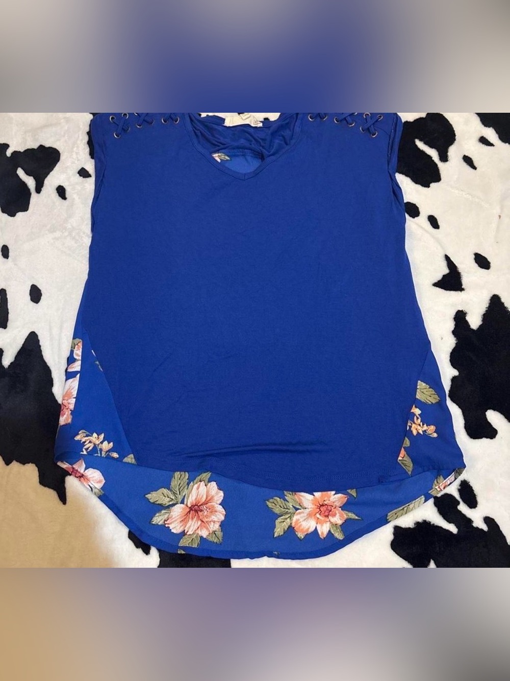 Blue Floral-Trim Women’s Top